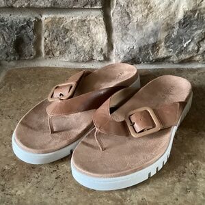 Vionic Uptown Marin Women's 10.5 Flip Flop Brown Tan Leather Sandals Arch